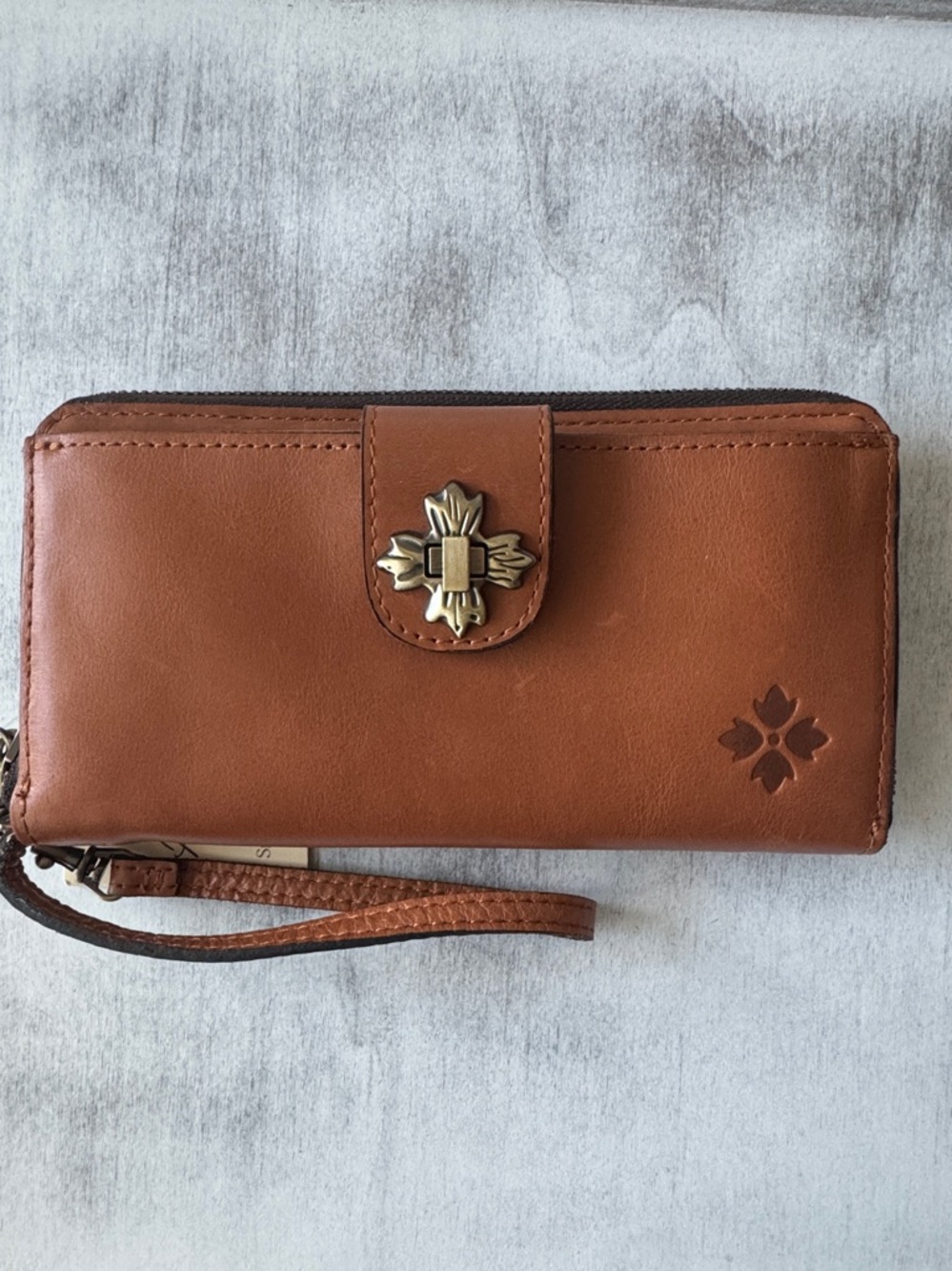 Patricia Nash Vintage Disteress Edeline Leather Large Wristlet Wallet Biscuit